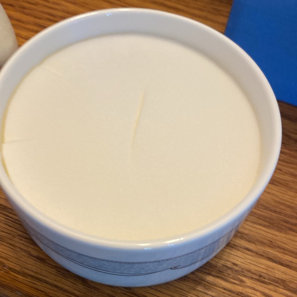 Vintage Wedgwood Venice Bone China Trinket Jewelry Box - Picture 8 of 9